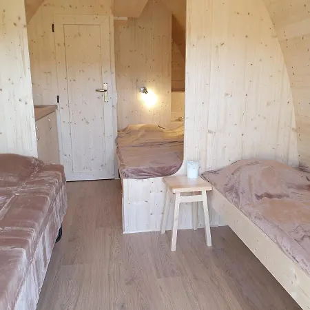 Bed & Breakfast La Ferme Du Chateau De Broich Plombieres
